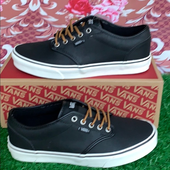 VANS MEN’S ATWOOD LEATHER BLACK/MARSHMALLOW
(Leather)Bick/Mrshmllow
VN0A327L68X - Picture 2 of 16